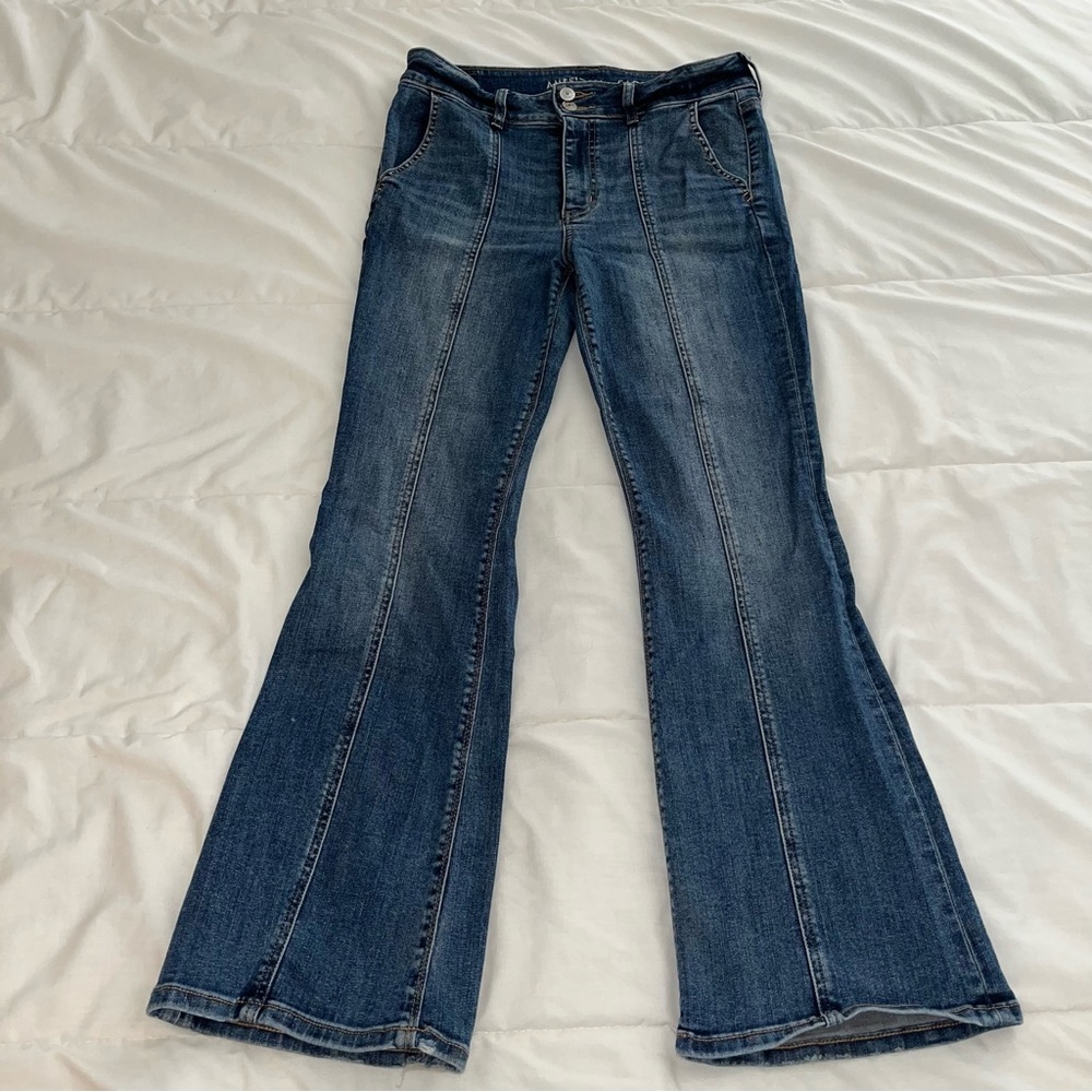 American Eagle Hi-Rise Artist flare
